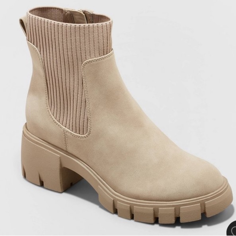 Target Universal Thread Keeley Chelsea Sock Boot